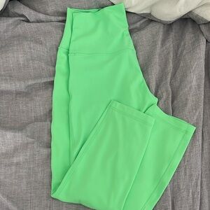 Lululemon High Rise Align Crop 23’